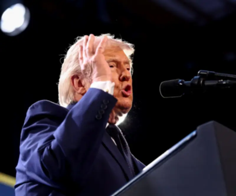 Trump despliega agentes de ICE en aeropuertos estadounidenses tras advertencia a demócratas