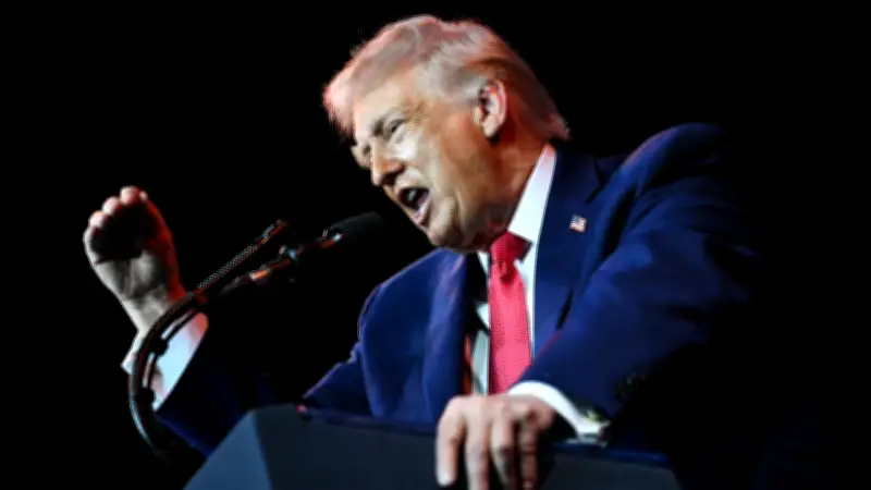 Trump pospone ataques a centrales eléctricas de Irán tras diálogos productivos