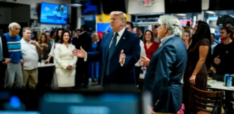 Trump visita restaurante venezolano en Miami tras justificar acciones militares en Oriente Medio