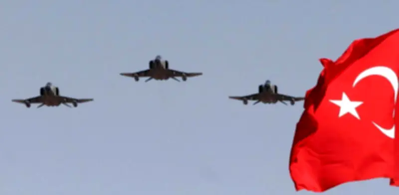 Turquía despliega cazas F-16 y defensas antiaéreas en Chipre Norte ante tensión con Irán