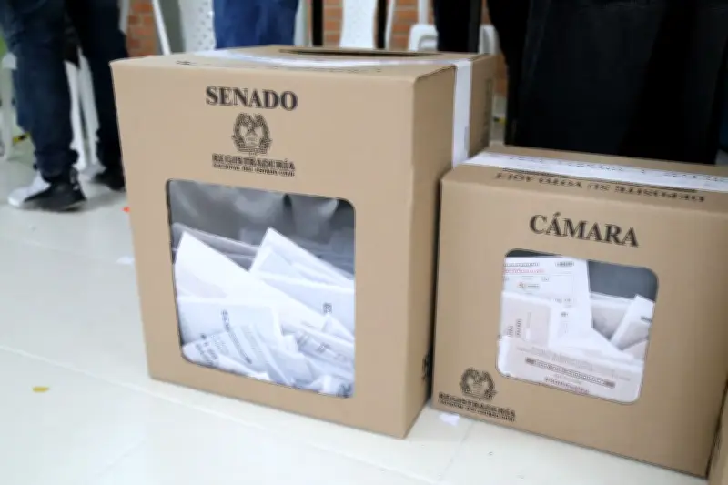 UE califica elecciones legislativas en Colombia como transparentes y bien organizadas