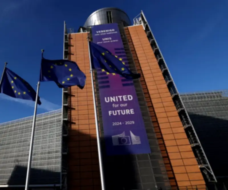 UE elimina etiqueta de emisiones para acero en ley 'Made in Europe', según borrador