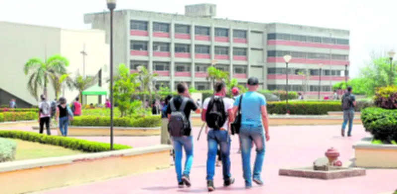 Universidad del Atlántico en crisis por formalización docente: sindicato denuncia exclusión y retrasos