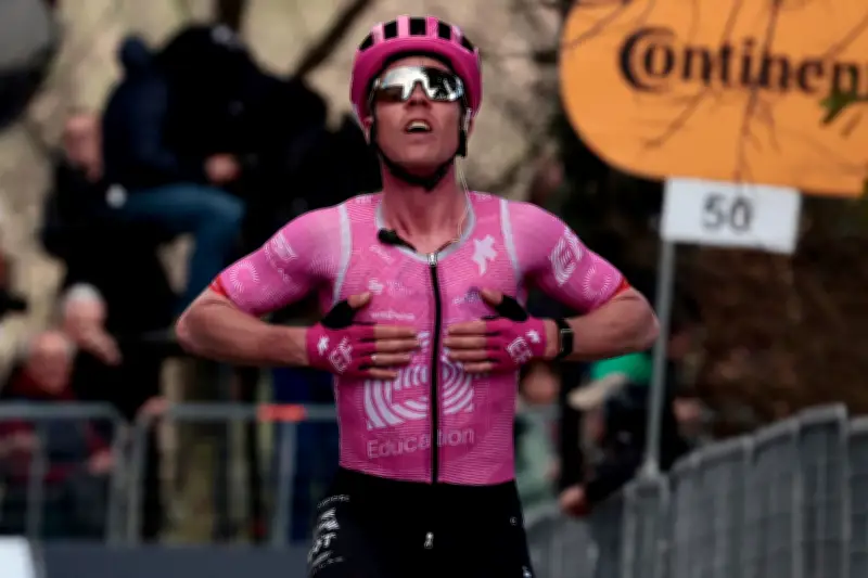 Valgren gana etapa 5 de Tirreno-Adriático 2026; Buitrago y Quintana brillan