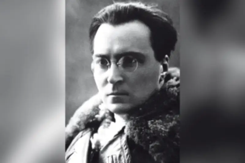 Víctor Serge: El revolucionario que nació caminando entre el hambre y la persecución