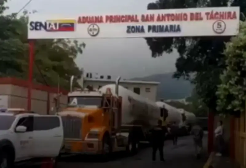 Venezuela reanuda exportación de gas butano a Colombia tras años de paralización comercial