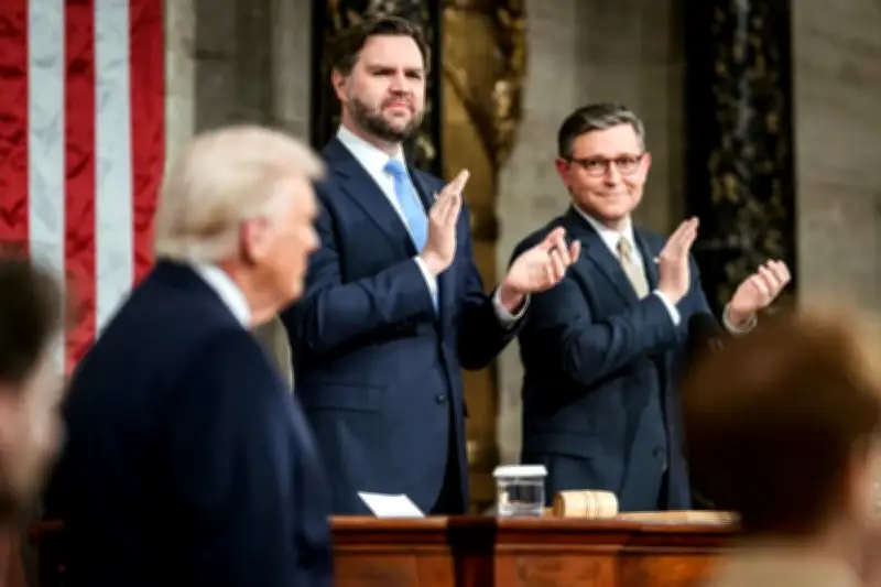 Vicepresidente JD Vance promete investigar ovnis tras orden de Trump
