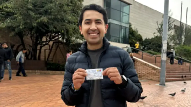 Votación de Daniel Briceno altera composición de la Cámara por Bogotá