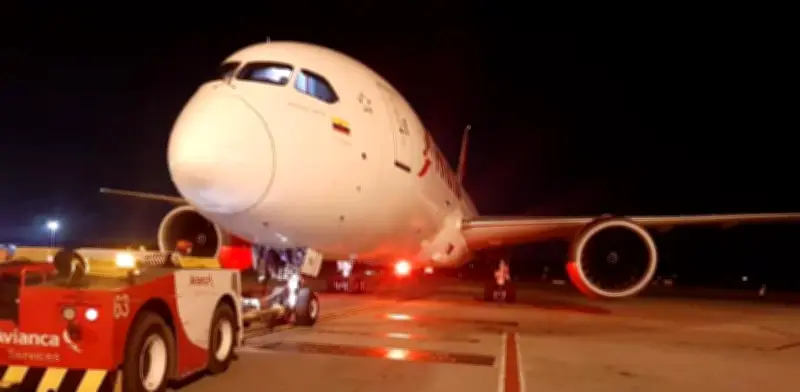 Vuelo de Avianca a Nueva York aterriza de emergencia en Barranquilla por emergencia médica