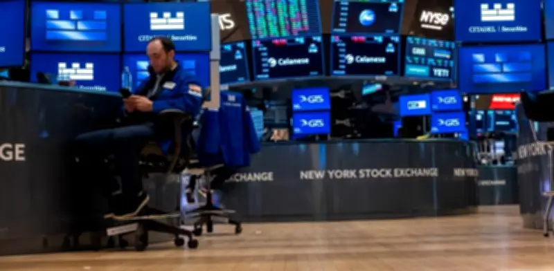 Wall Street cierra en rojo por guerra en Medio Oriente y petróleo cerca de 100 dólares