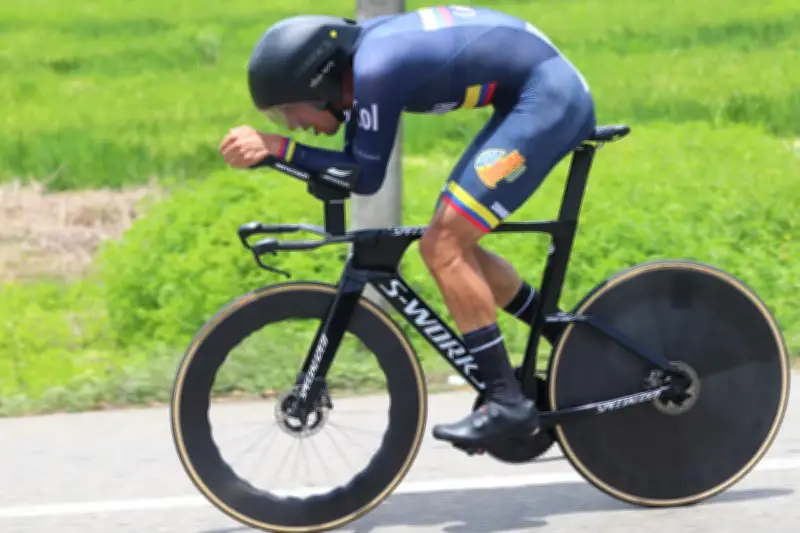 Walter Vargas hace historia con su séptimo título panamericano de contrarreloj en Montería