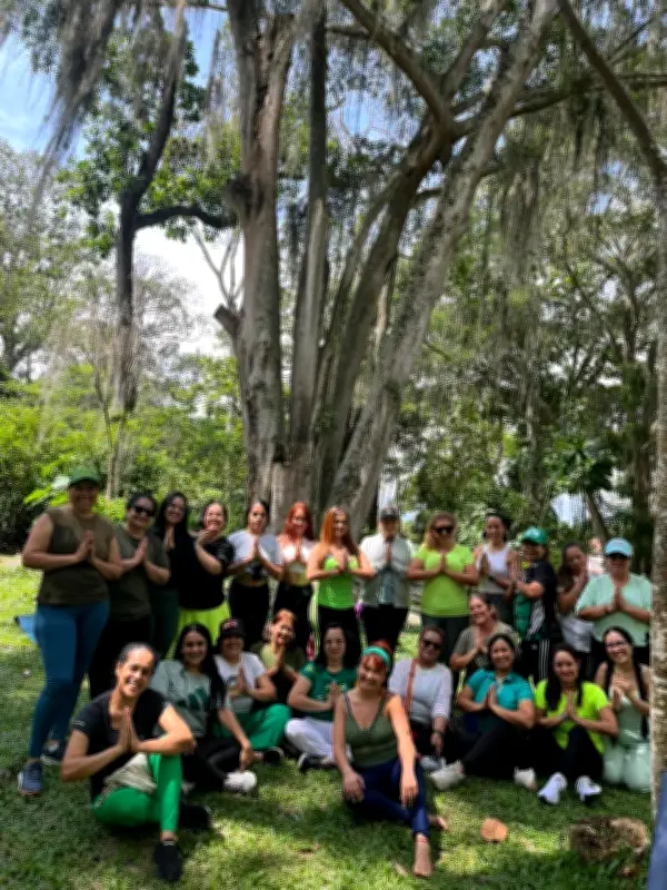 Yoga Picnic en Floridablanca reúne a comunidad en Jardín Botánico Eloy Valenzuela