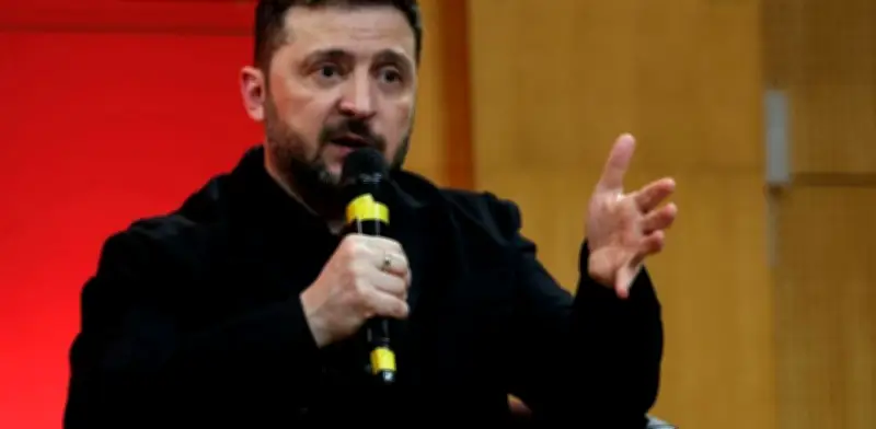 Zelenski firma pacto histórico de defensa e inteligencia artificial en Reino Unido