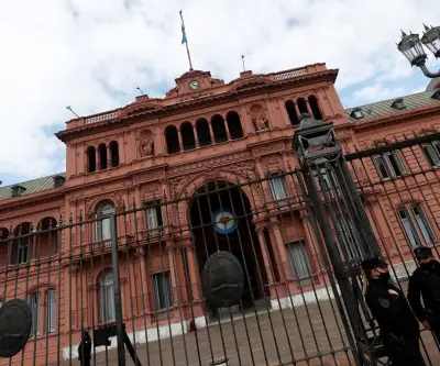 Argentina registra superávit de US$2.294 millones en cuenta corriente en último trimestre de 2025