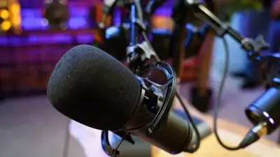 CBS News despide a 6% de su personal y cierra su radio tras casi 100 años de operación