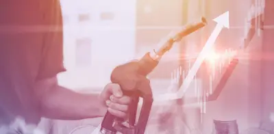 Conflicto en Medio Oriente amenaza nuevas rebajas en precio de gasolina colombiana