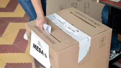 Consejo Nacional Electoral aprueba logos oficiales para tarjetón presidencial 2026