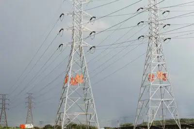 Creg aprueba mecanismo de Bolsa Mercantil para contratación eficiente de energía eléctrica