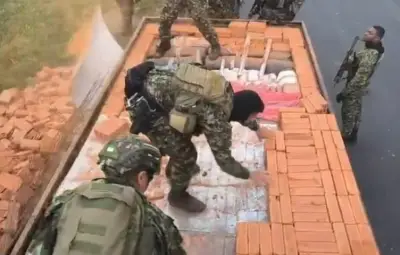 Ejército y Policía interceptan camión con marihuana oculta entre ladrillos en la vía Panamericana