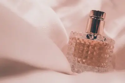 El perfume: un regalo que evoca emociones y se adapta a cada estilo personal
