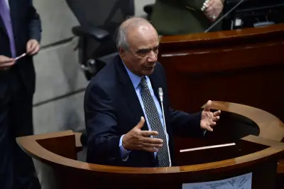 El Senado elige a Héctor Carvajal, abogado de Petro, como nuevo magistrado de la Corte Constitucional