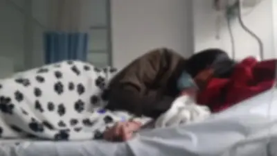 Familia denuncia que EPS Famisanar no entrega medicamento vital a joven con enfermedad huérfana en Bogotá