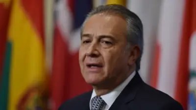 General Óscar Naranjo se suma a la campaña de Sergio Fajardo para las elecciones