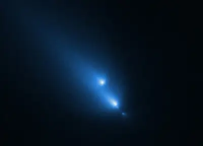 Hubble capta por accidente la desintegración de un cometa en tiempo real