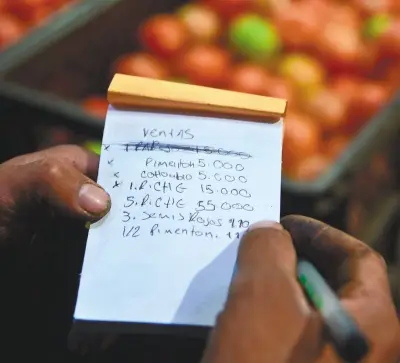 Inflación de alimentos en Colombia: tomate y papa lideran alzas mientras zanahoria y café caen
