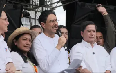 Iván Cepeda reafirma en Medellín sus polémicas declaraciones contra Álvaro Uribe y Antioquia