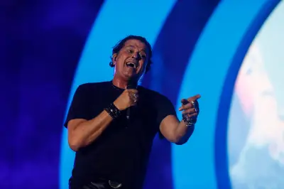 KATSEYE visita Gaira Café de Carlos Vives antes de su debut en Estéreo Picnic