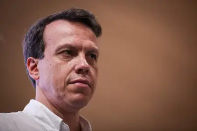 Leonardo Huerta: El 'Profe' con 20 Universidades que Acompaña a Claudia López como Vicepresidente