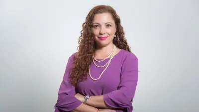 Mujeres sostienen Colombia pero su poder de decisión sigue limitado en política y economía