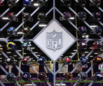 NFL se alía con empresa de Tiger Woods para crear liga profesional de flag football