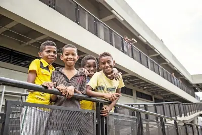 Niños colombianos definen su país ideal: sin hambre, sin guerra y con educación garantizada