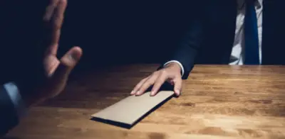 OCDE advierte: falta de ejecución de leyes anticorrupción frena inversión extranjera