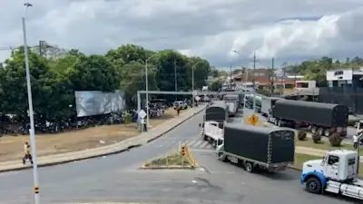 Paro minero en Antioquia deja 30.000 niños sin clases y amenaza turismo de Semana Santa