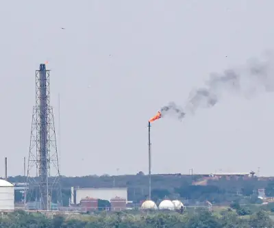 Petróleo Brent sube 10% por conflicto en Oriente Medio y amenaza con alcanzar US$100