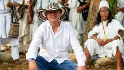 Petro celebra crecimiento económico del 1,5% en enero y pide bajar tasas de interés