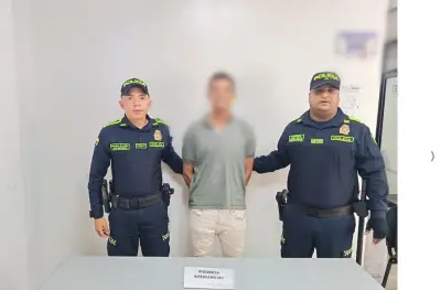 Policía captura en flagrancia a hombre por violencia intrafamiliar en Barranquilla