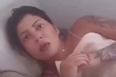 Video viral: Niño descubre a su madre con amante y amenaza con llamar a su padre