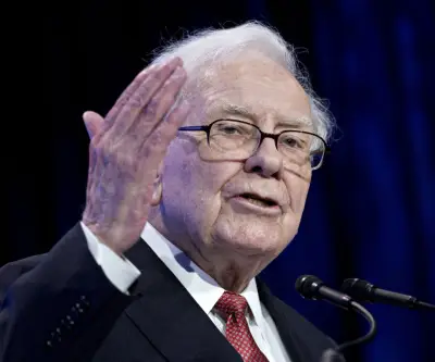 Warren Buffett advierte sobre efecto dominó en banca por vínculos con crédito privado