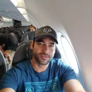 Actor colombiano revela cómo Dios lo detuvo al borde de la infidelidad en motel