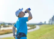 Alerta en Colombia: Consumo indiscriminado de sueros y bebidas hidratantes pone en riesgo la salud