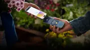Apple introduce pago por contacto entre iPhones: transfiera dinero con un toque
