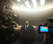 Atlético de Madrid y Netflix transforman el Metropolitano en el universo de Peaky Blinders