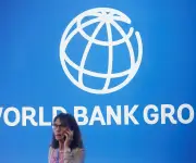 Banco Mundial advierte: exceso de aranceles frena desarrollo industrial en países pobres