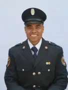 Bombero fallece atrapado en incendio de gran magnitud en Medellín