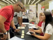 Bucaramanga convoca a feria de empleo 'Camello Sí Hay' con más de 4.000 vacantes