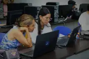 Cali lanza convocatoria de cursos TIC gratuitos 2026 con más de 20 programas digitales